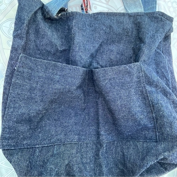 THE WALKING DEAD BLUE JEANS DENIM  REVERSIBLE BAG PURSE - Picture 10 of 13